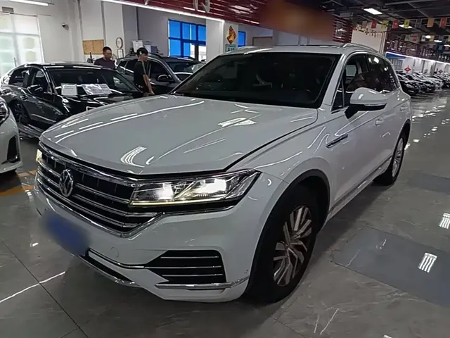 Volkswagen Touareg 2019 2.0TSI Sharp Wing Edition China V