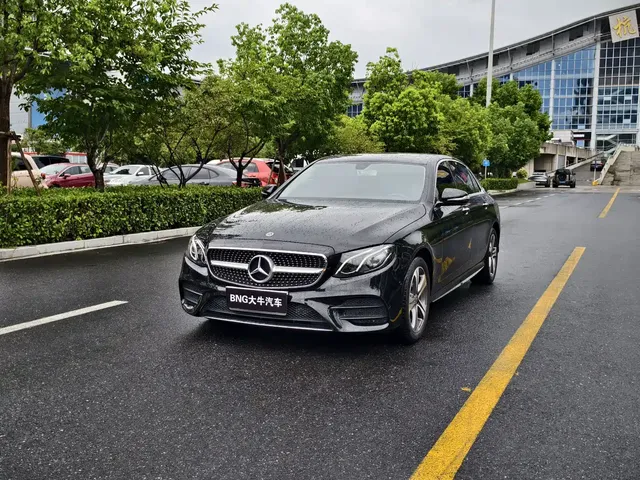 Mercedes-Benz E-Class 2018 E 200 L Sport