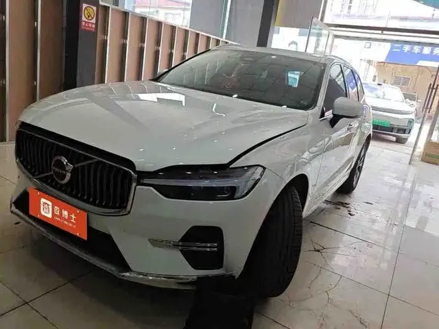 Volvo XC60 2024 B5 AWD Zhiyi Luxury Edition