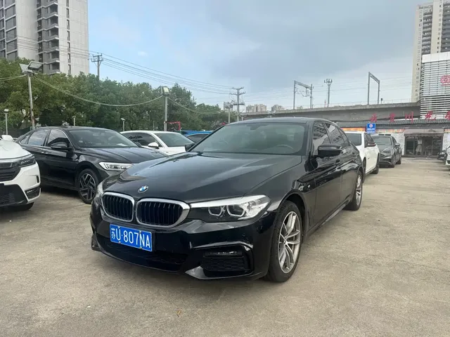 BMW 5 Series 2019 525Li M Sport Package