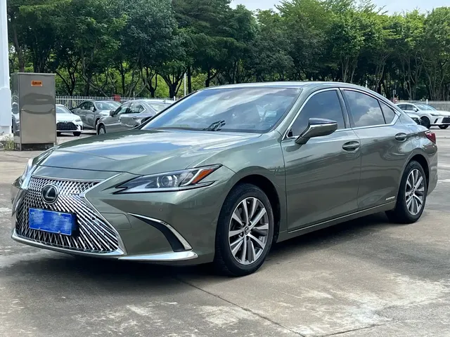 Lexus ES 2021 200 Excellence Edition