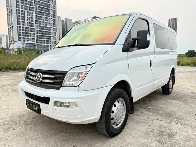 SAIC Maxus Xintu V80 2021 2.0T PLUS Manual Urban Edition Short Wheelbase Ultra-Low Roof 7/8/9 Seats