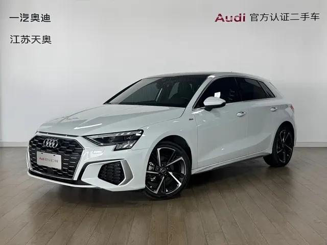 Audi A3 2024 Model Sportback 35 TFSI Fashion Sport