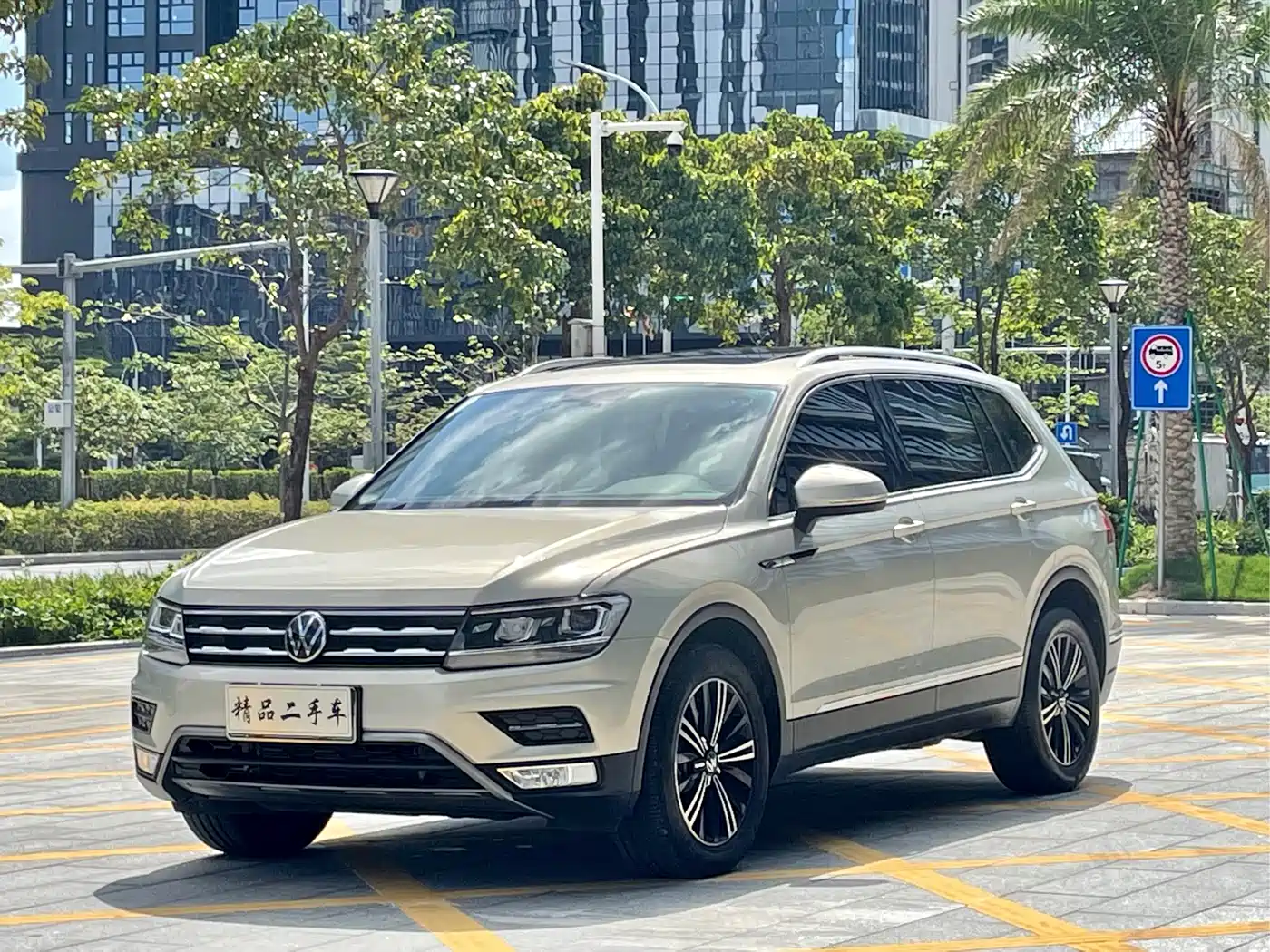 Volkswagen Tiguan L 2021 330TSI Automatic 2WD Smart