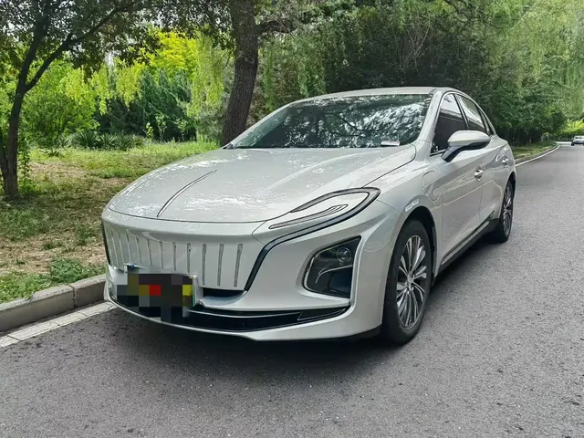 Hongqi E-QM5 2022 431km Charging Enjoyment Edition