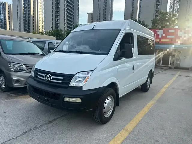 SAIC Maxus Xintu V80 2020 2.5T AMT Classic City Delivery King Short Wheelbase Medium Roof 2/3-seater