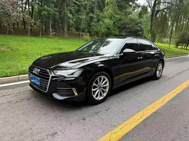 Audi A6L 2022 40 TFSI Luxury Elegance