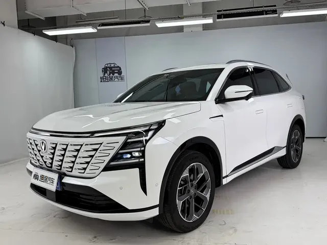 Changan CS75 PLUS 2025 4th Gen 1.5T New Blue Whale Smart Flagship