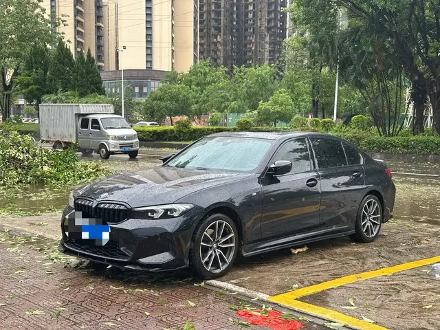 BMW 3 Series 2024 325Li M Sport Package