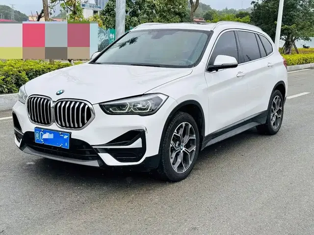 BMW X1 2022 sDrive25Li Leading