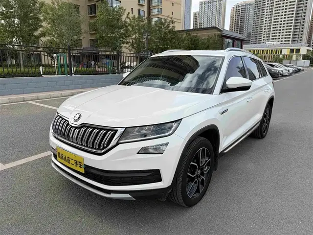 Škoda Kodiaq 2018 Facelift TSI330 7-seat 2WD Luxury Tech Edition