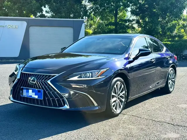 Lexus ES 2023 200 Excellence Edition