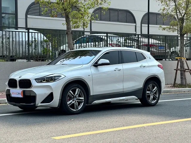 BMW X2 2021 sDrive25i Leading M Sport Package