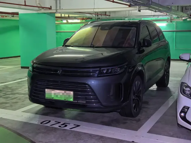 AITO Wenjie AITO M7 2022 1.5T AWD Luxury Edition