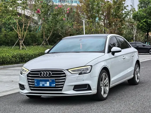 Audi A3 2019 Limousine 35 TFSI Style China VI