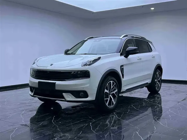 Lynk & Co 01 2017 2.0T AWD Pro