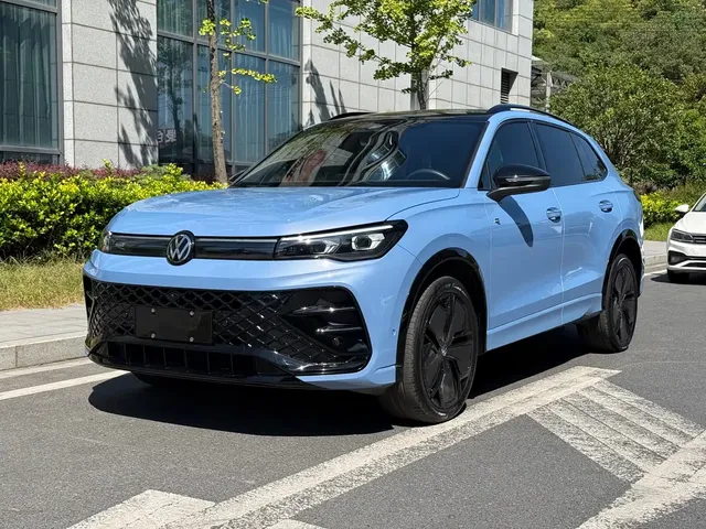 Volkswagen Tiguan L 2024 PRO 380TSI 4WD R-Line Premium Edition