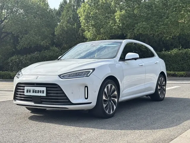 AITO Wenjie AITO M5 2022 Extended Range AWD Performance Edition