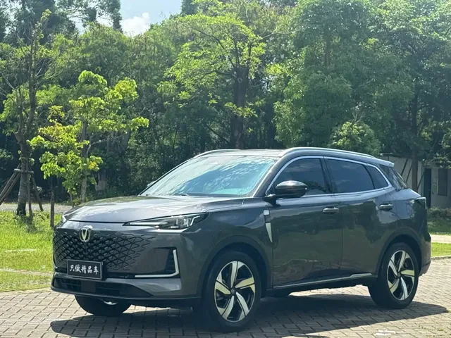 Changan CS55 PLUS 2024 3rd Generation 1.5T DCT Premium