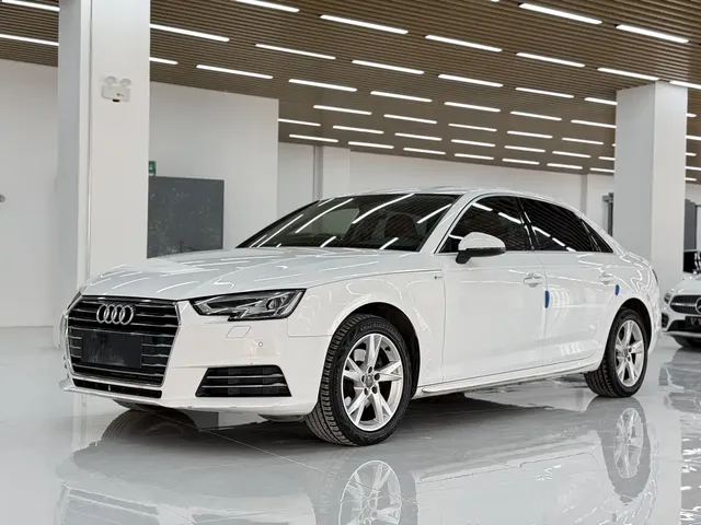 Audi A4L 2018 30th Anniversary 40 TFSI Progressive