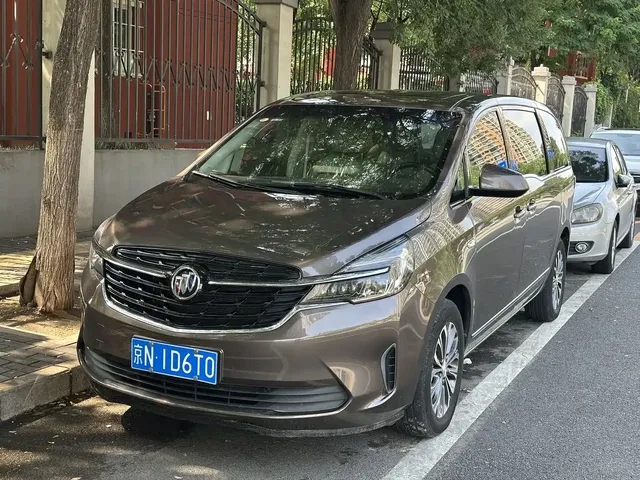 Buick GL8 2022 Land Business Class 652T Luxury