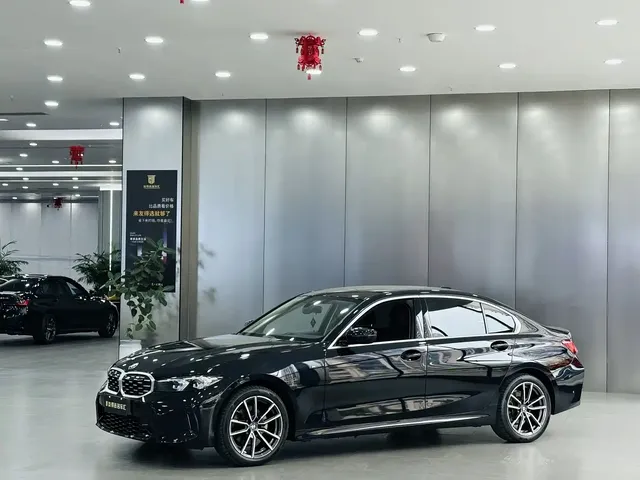 BMW 3 Series 2023 325Li M Sport Package
