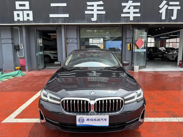 BMW 5 Series 2022 Facelift 525Li Luxury Package