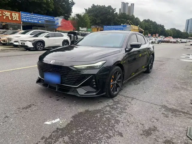 Changan UNI-V 2022 1.5T Premium Model