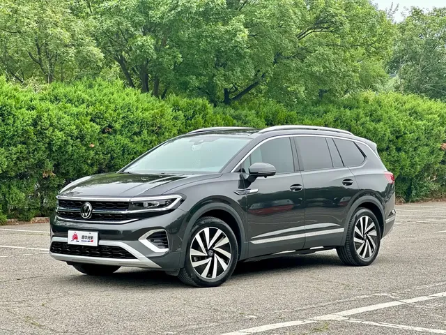 Volkswagen Talagon 2023 380TSI 4WD Luxury Pro Edition