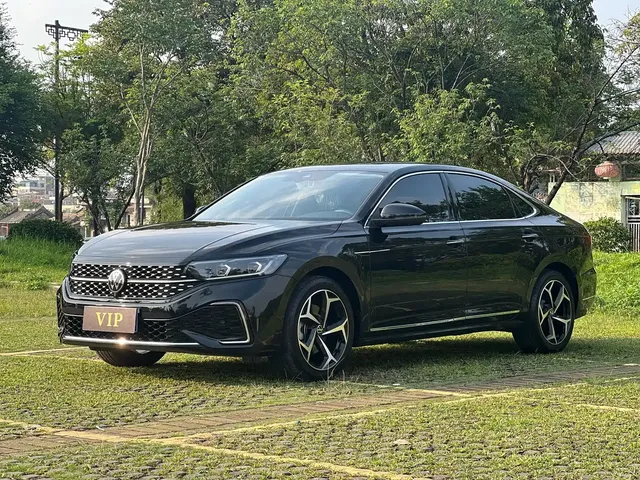 Volkswagen Passat 2024 Model 380TSI Starlight Elite