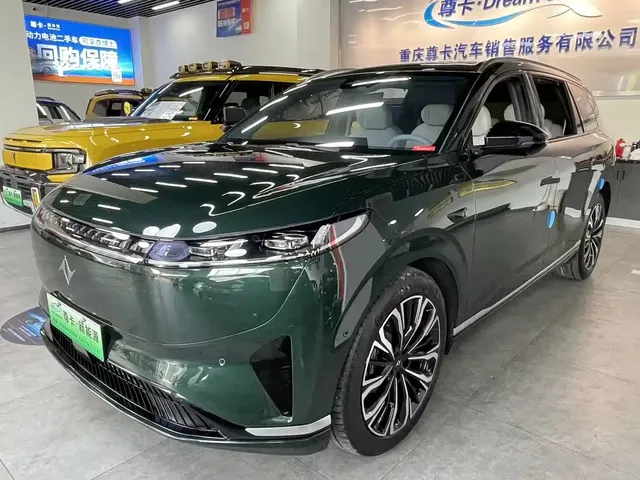 Dongfeng Yipai eπ008 2026 6-seater Extended Range Family Edition