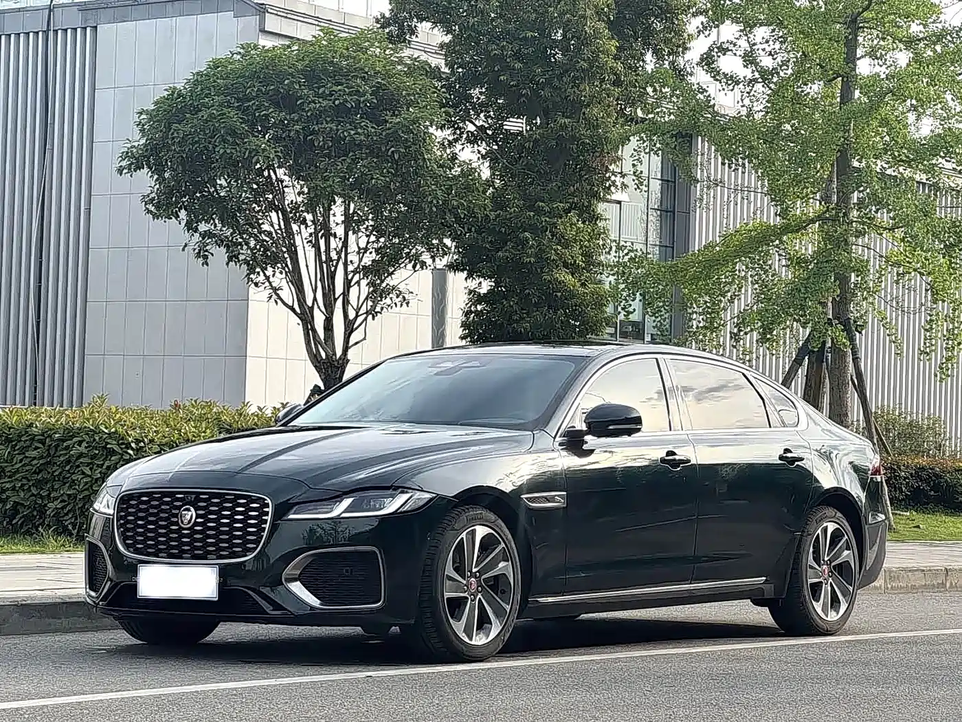 Jaguar XFL 2023 Model XFL 2.0T P200 2WD Elite Luxury Edition