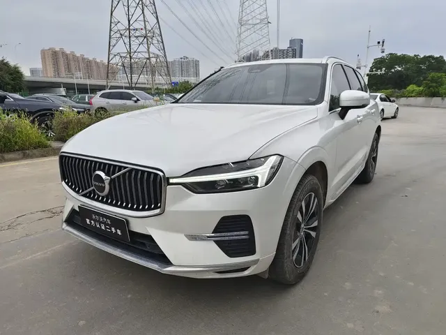 Volvo XC60 2024 B5 AWD Zhiyi Luxury Edition