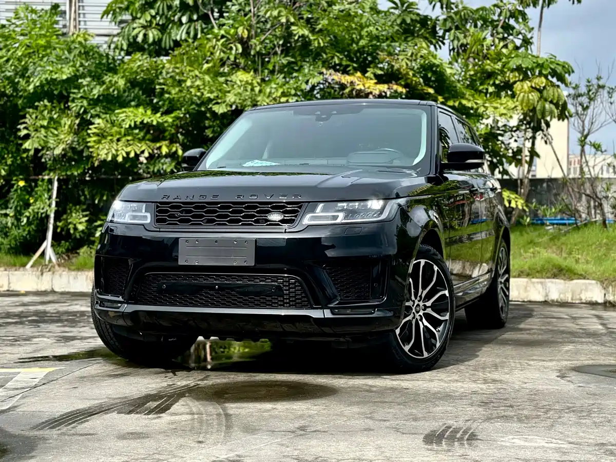 Land Rover Range Rover Sport 2021 3.0 L6 Gloss Black Edition