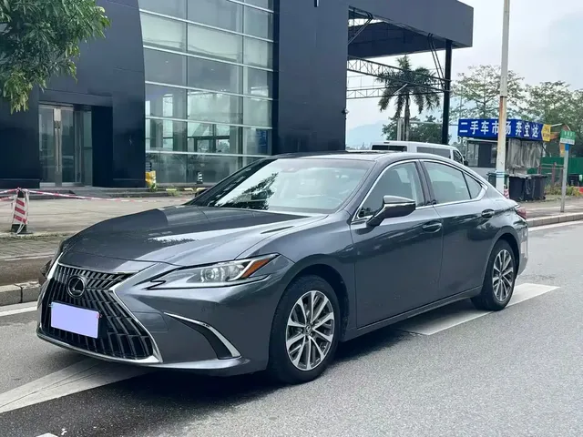 Lexus ES 2021 200 Excellence Edition