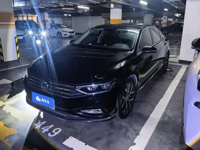 Volkswagen Magotan 2020 330TSI DSG Leading