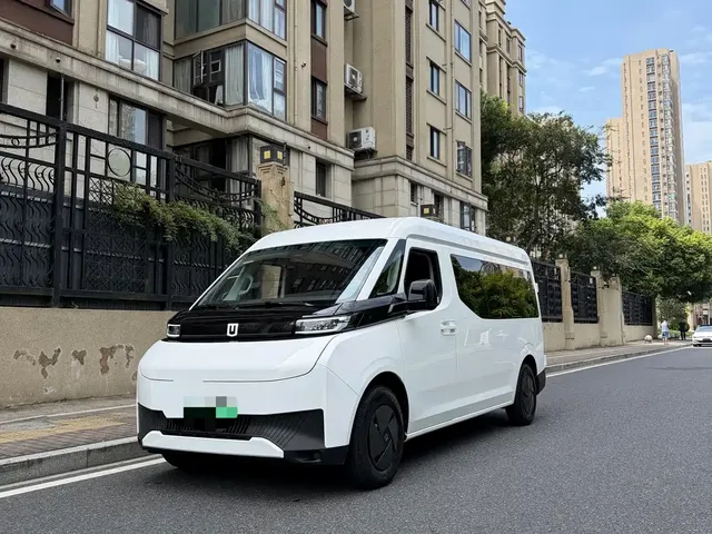 Yuan Cheng Farizon Super VAN 2026 Cruise Edition Medium Wheelbase Medium Roof 100kWh