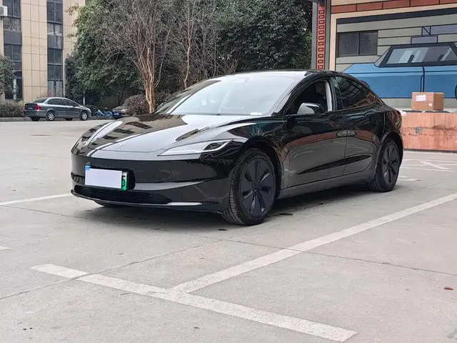 Tesla Model 3 2023 Rear-Wheel Drive