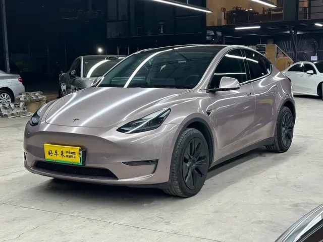 Tesla Model Y 2024 Long Range AWD