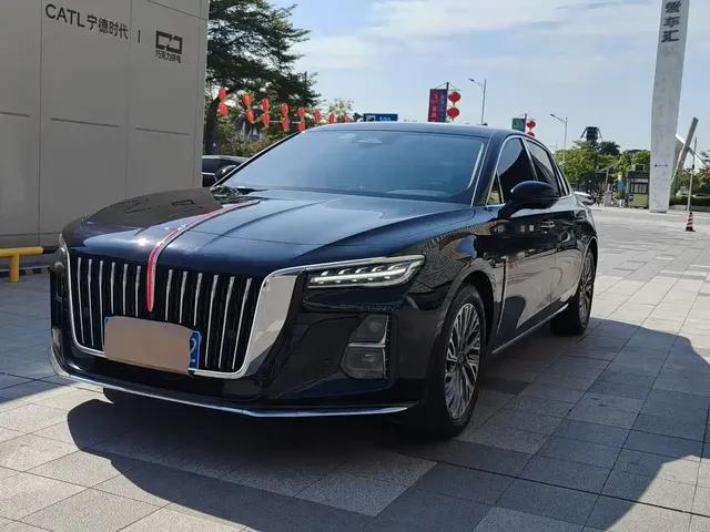 Hongqi H5 2023 2.0T Auto Smart Connect Flag Comfort