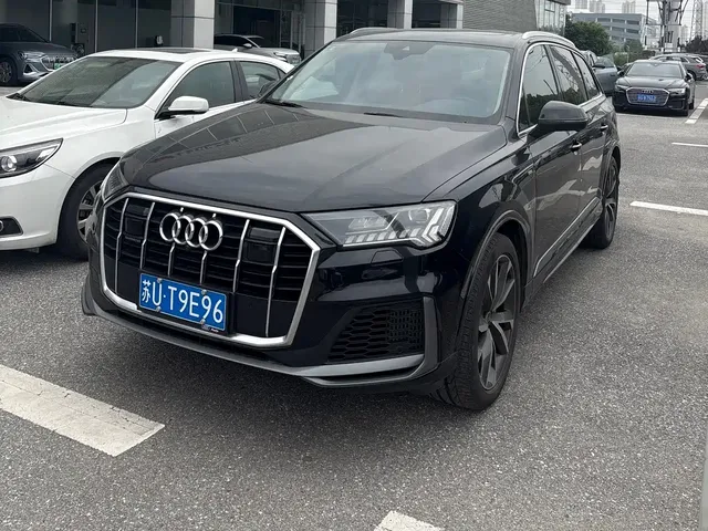 Audi Q7 2021 55 TFSI quattro S line Sport