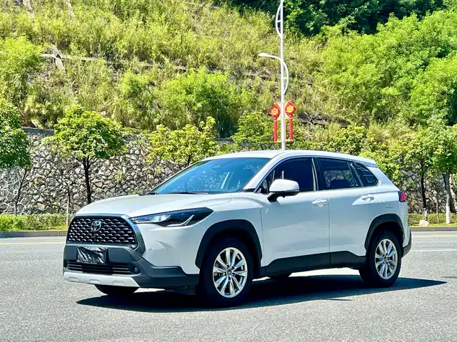 Toyota Corolla Cross 2024 Model 2.0L Pioneer Edition