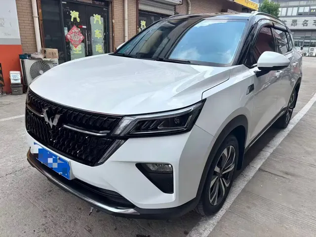 Geely Binyue 2021 1.4T DCT Platinum Edition
