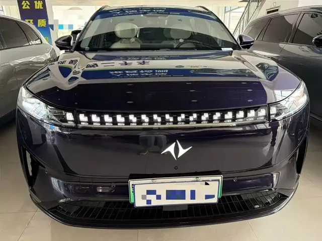 Dongfeng Yipai eπ008 2024 636Max Pure Electric 6-Seater