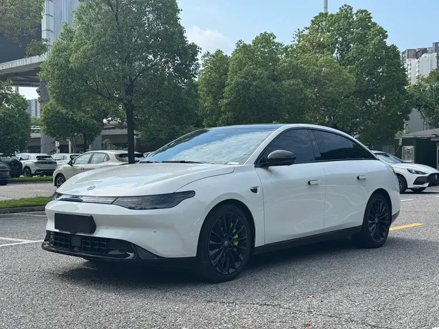 Leapmotor C01 2022 AWD Dual Motor High Performance Edition