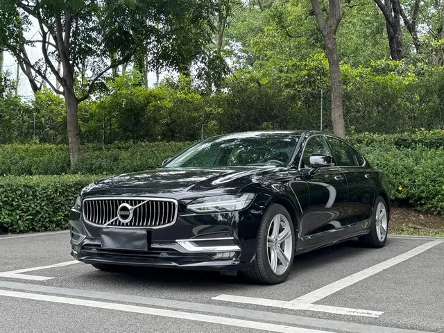 Volvo S90 2019 T5 Momentum