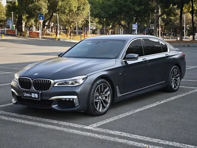 BMW 7 Series 2018 740Li xDrive Premium Type M Sport Package