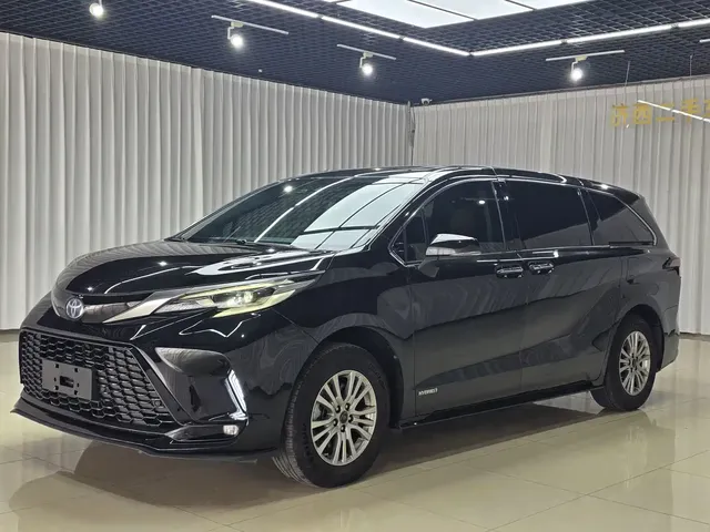Toyota Sienna 2021 2.5L Hybrid Luxury Edition