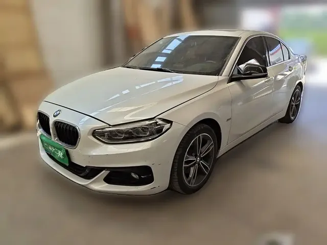 BMW 1 Series 2018 118i Sport Edition