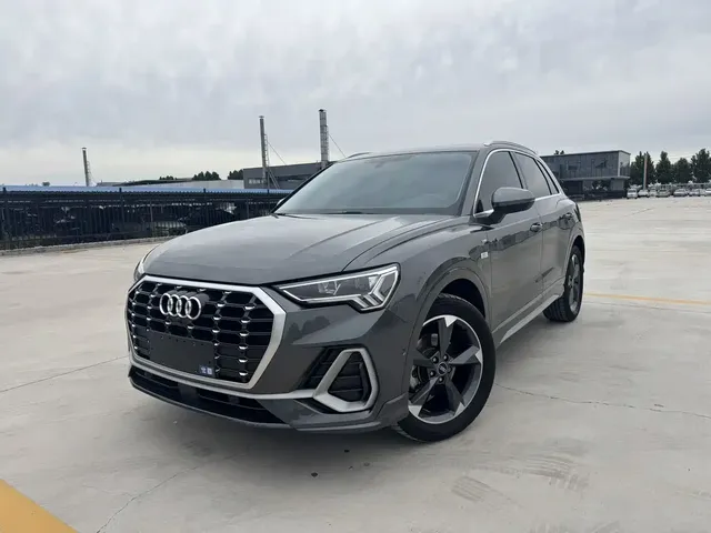 Audi Q3 2023 35 TFSI Fashion Dynamic (1.4T)